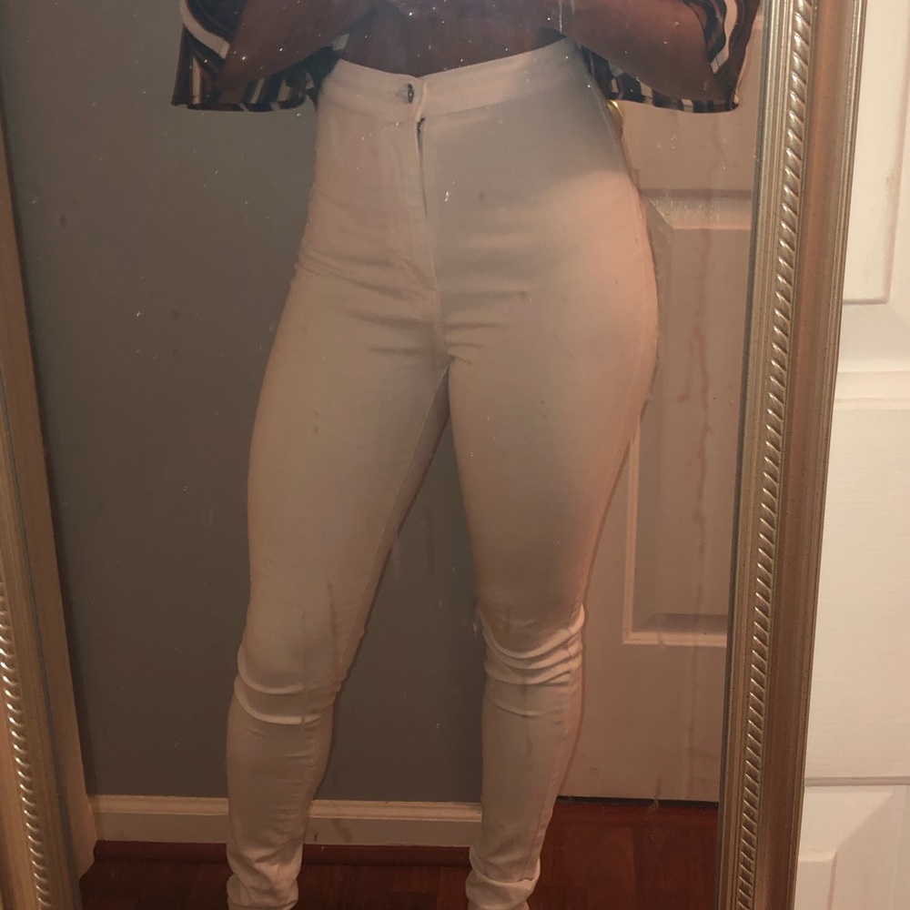 White fashion Nova night waisted jeans